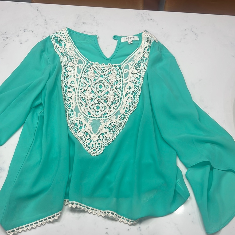 Small Blouse